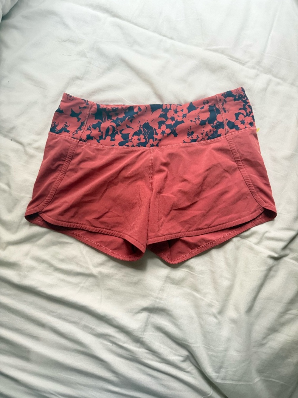 Lululemon Floral Running Shorts – Size 4